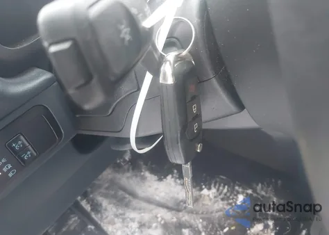 2025 Ford Maverick Xl z USA, uszkodzony, nr VIN 3FTTW8BA4SRA16155